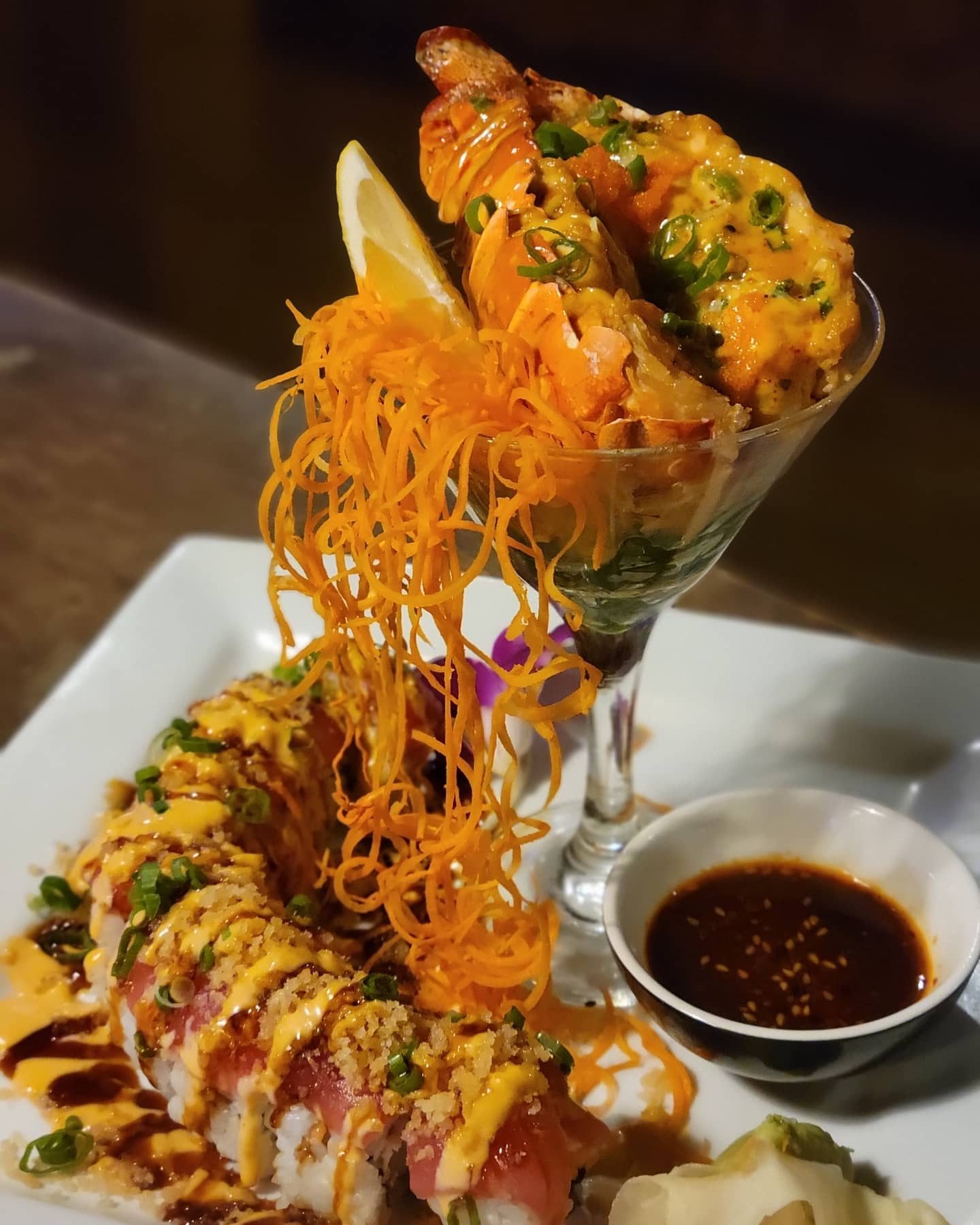 Godzilla Roll.